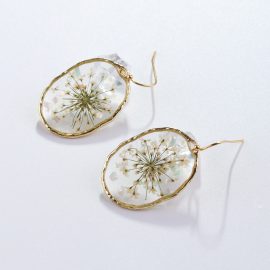 Trendy real botanical queen anne’s lace resin flower earrings for girl