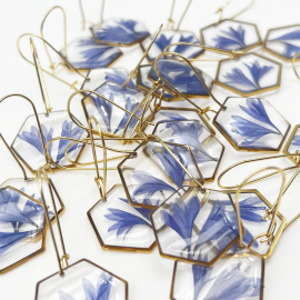 Hexazon shape blue cornflower earrings