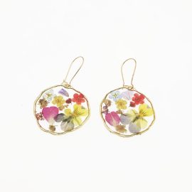 Irregular shape dry flower earrings