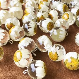 Custom real flower handmade daisy necklace