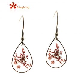 Resin pressed real queen anne’s lace flower earrings