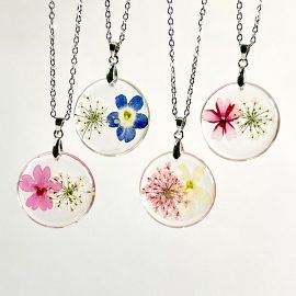 Clear crystal real pressed flower resin necklace