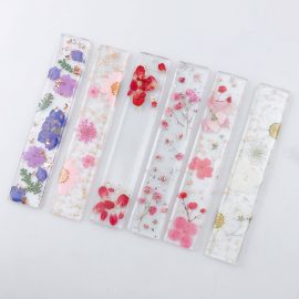 Factory wholesale resin dried flower bookmark for school kids