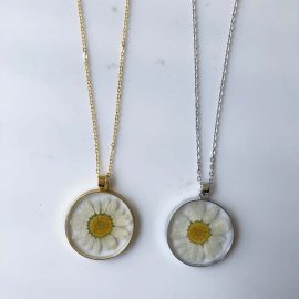 Sweet daisy flower pressed floral pendant resin necklace