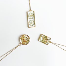 New desgin real okra resin custom jewelry necklaces