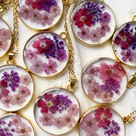 Mixed real flower 18k women resin necklace for sale