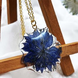 Uv resin epoxy real botanical women necklaces for sale