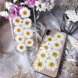 White daisy flower red background resin phone case for iphone xr pro max