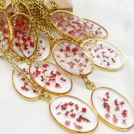Big size oval shape queen anne’s lace flower resin epoxy necklaces